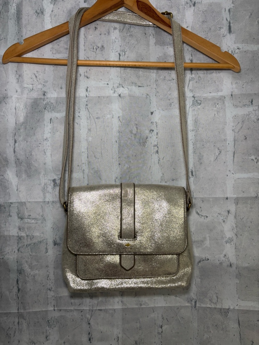 Fossil Kinley Metallic Gold Crossbody Flap Bag NWOT
